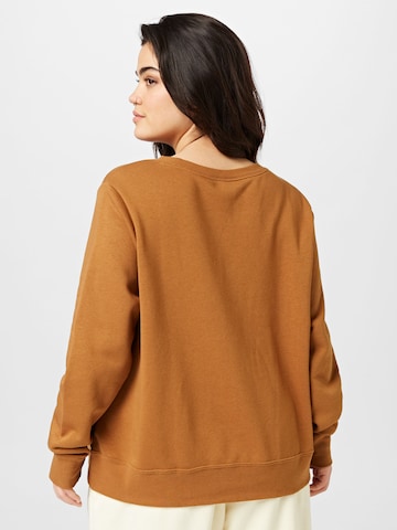 Nike Sportswear Athletic Sweatshirt in Brown