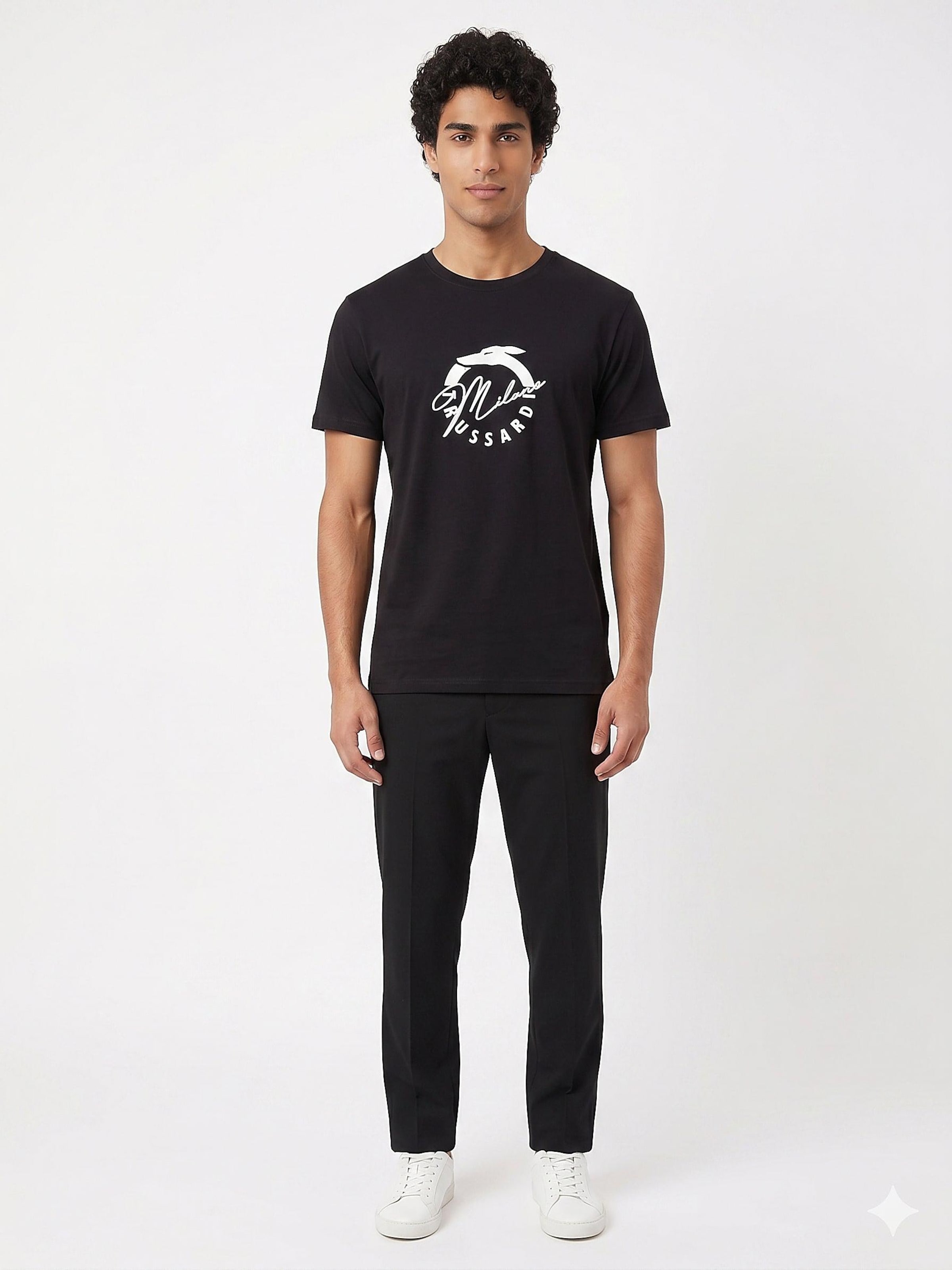 T-Shirt 'TRU25MTS01 TRUSSARDI' Trussardi en noir : devant