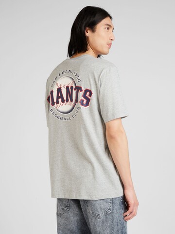 Champion Authentic Athletic Apparel Shirt in Grijs: voorkant