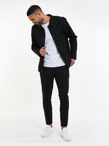 Threadbare Jacke in Schwarz