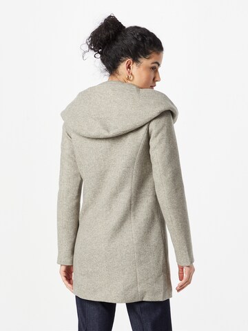 VERO MODA Between-Seasons Coat 'DONA' in Green