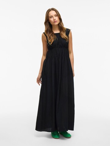 VILA Kleid in Schwarz: Vorderseite