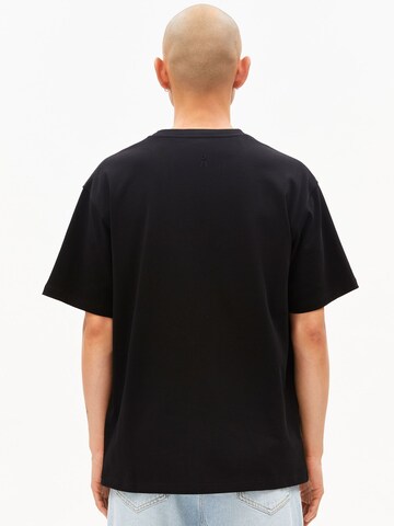 ARMEDANGELS Shirt 'MAARKOS' in Zwart: voorkant