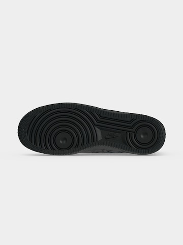Nike Sportswear Nizke superge 'Nike Air Force 1 '07' | črna barva