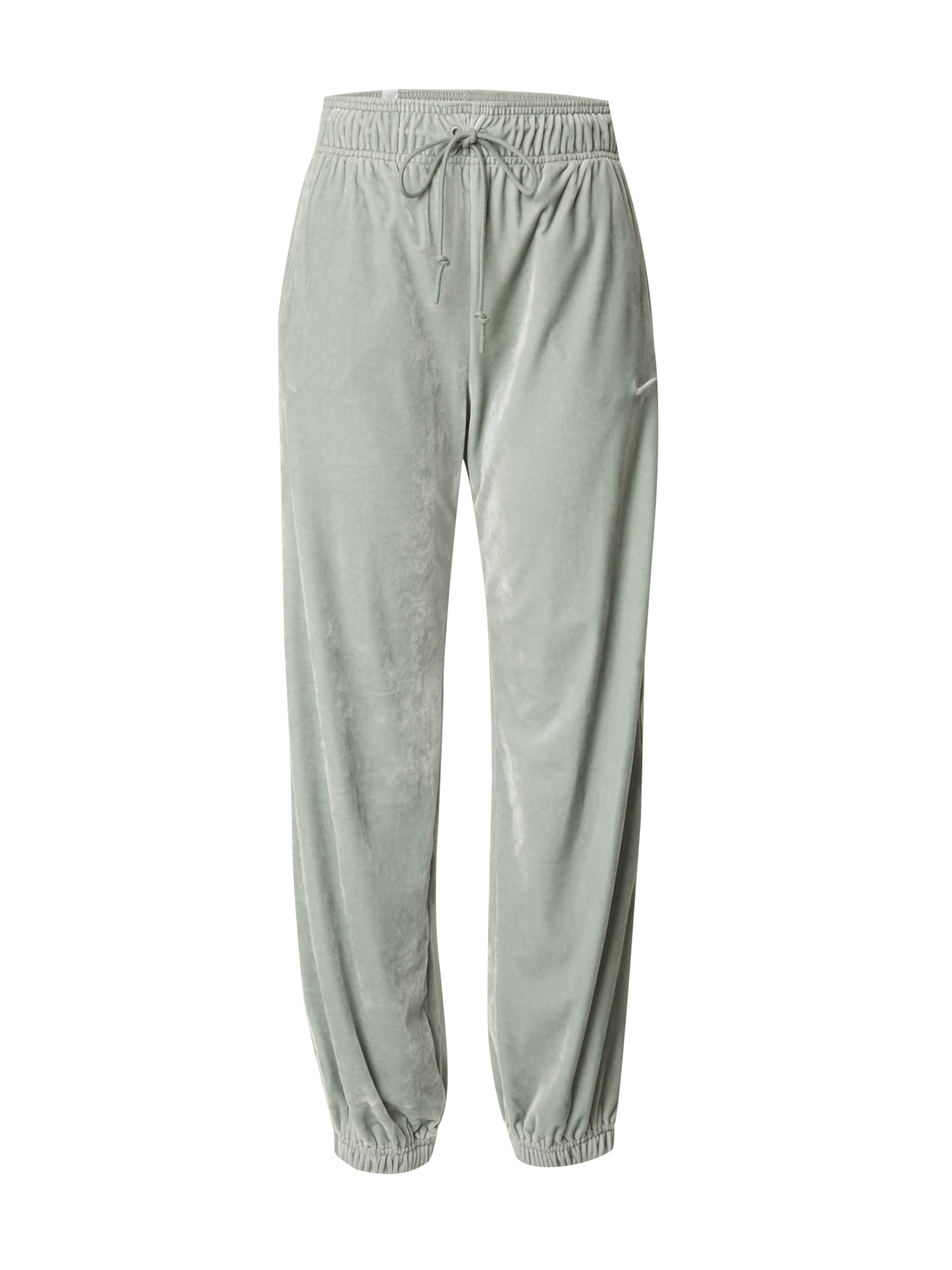 Nike Sportswear Tapered Παντελόνι σε πράσινο: μπροστά