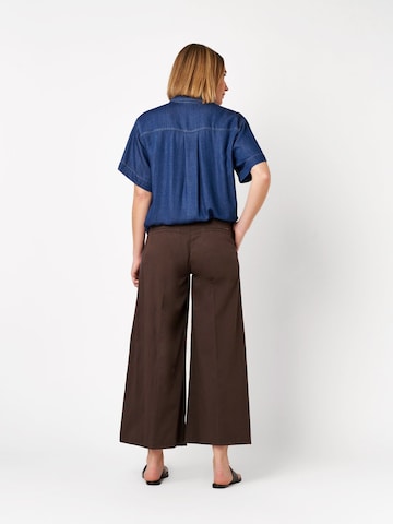 TONI Loose fit Pants in Brown