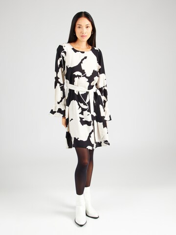 SISTERS POINT Kleid 'NOKI' in Schwarz: Vorderseite