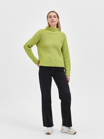 Pull-over 'Selma' SELECTED FEMME en vert