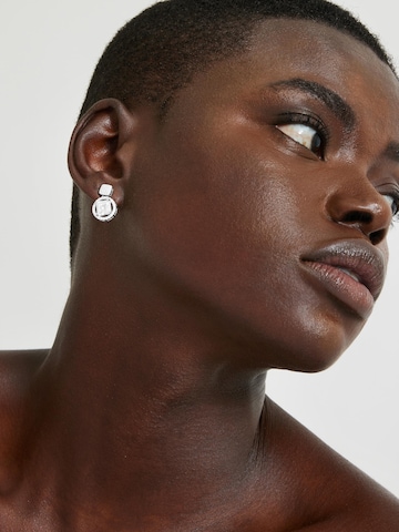 Luxenter Earrings 'Drevara' in White