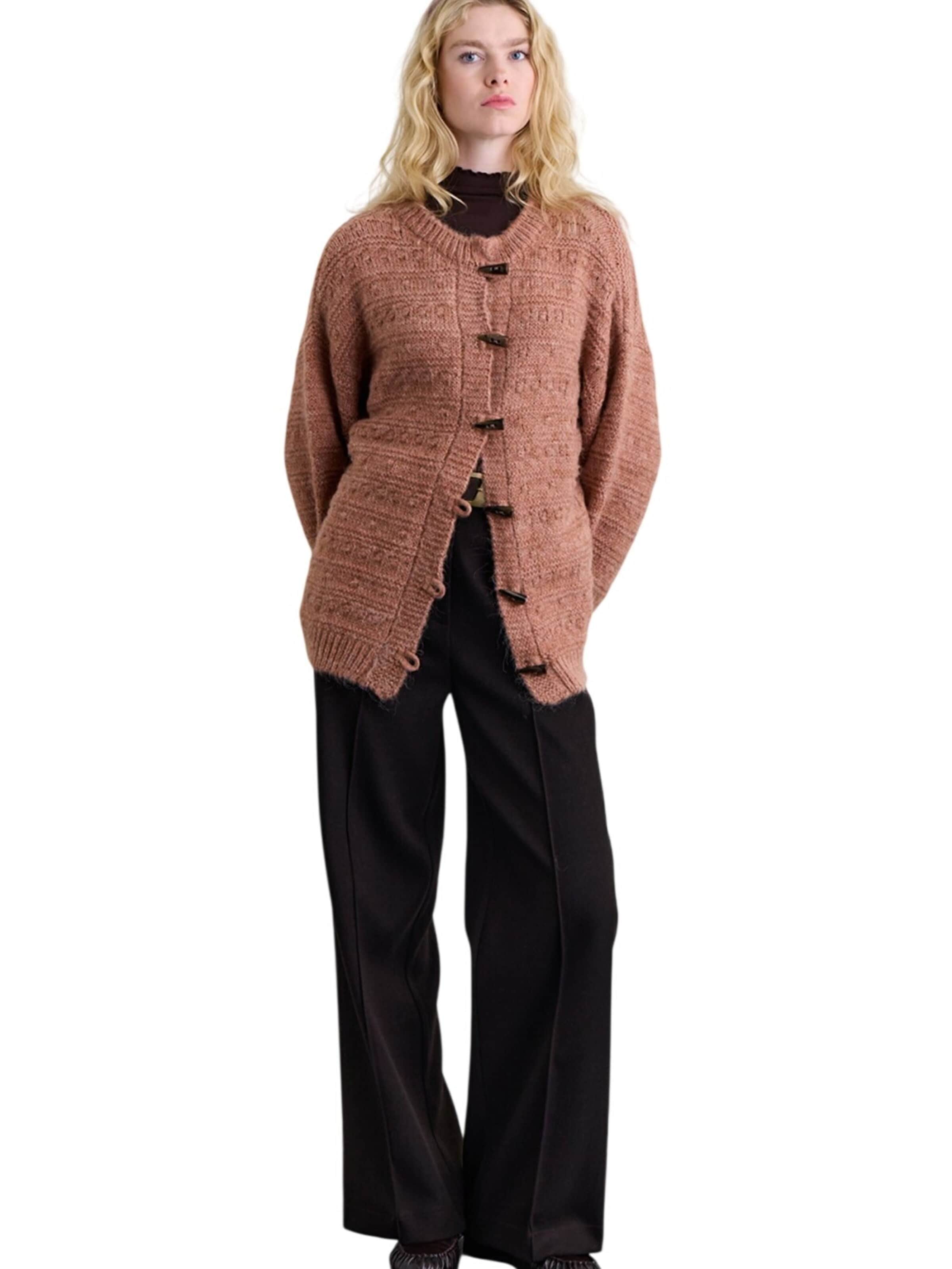 MANUKA Knit Cardigan in Red: front