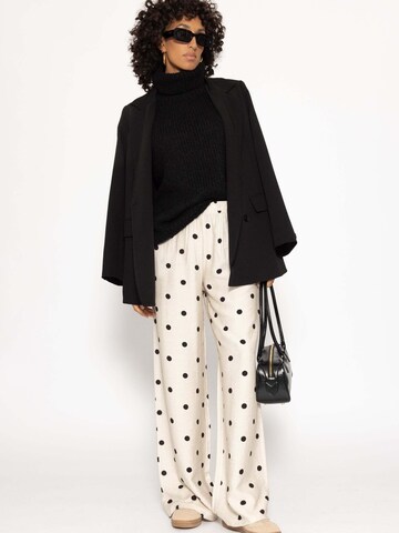 SASSYCLASSY Loose fit Pants in White