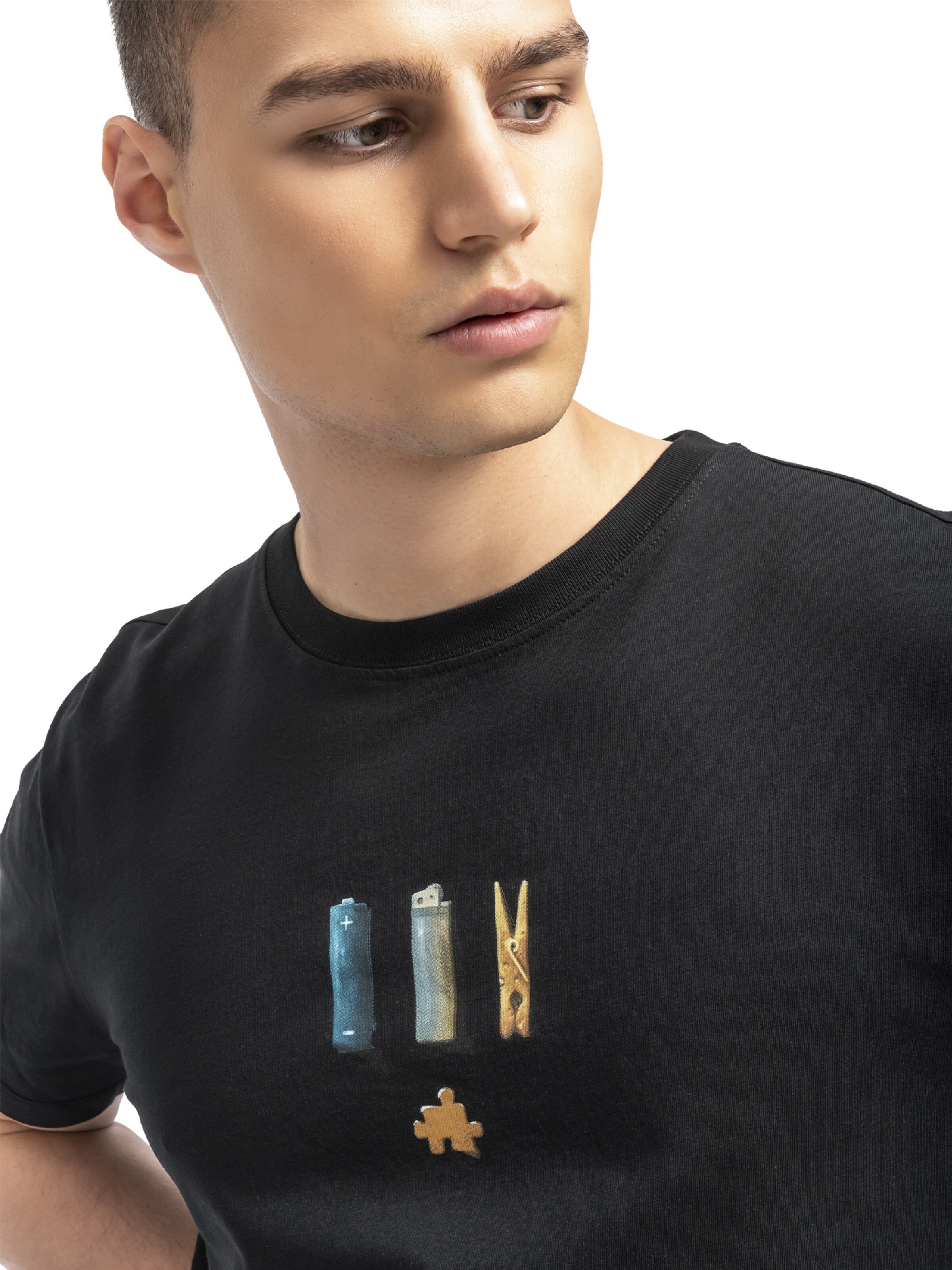 Kaft T-Shirt 'Pouch' in Schwarz