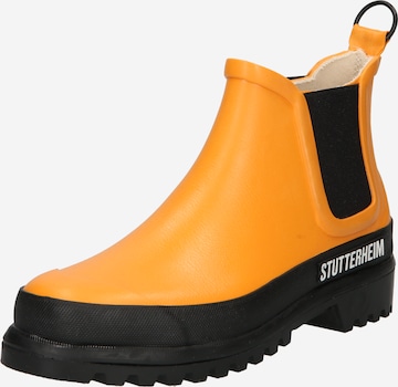 Stutterheim Chelsea boots in Orange: front