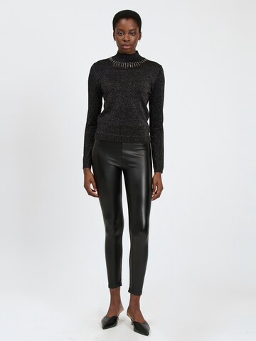 Influencer Pullover in Schwarz