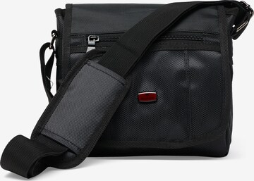 MUSTANG Crossbody Bag in Black: front