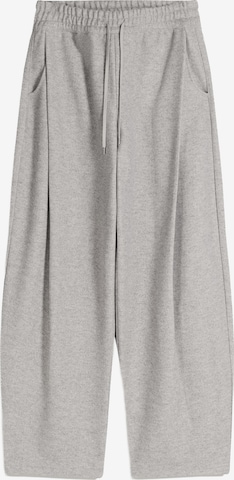 Bershka Loosefit Laskoshousut värissä harmaa: etupuoli