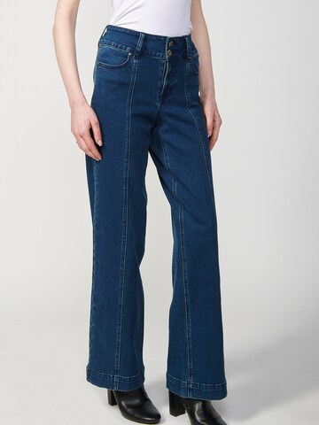 KOROSHI Regular Jeans i blå: framsida