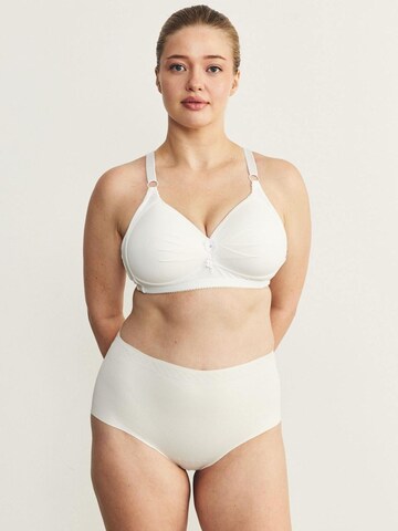 Soutien-gorge C&City en blanc : devant