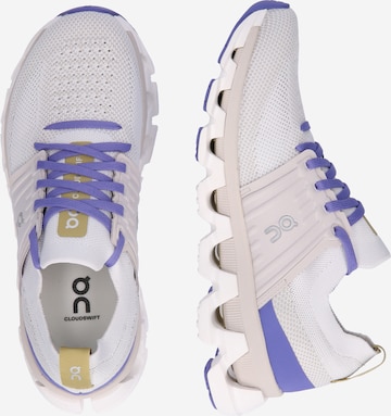 On - Zapatillas de running 'Cloudswift 3' en blanco