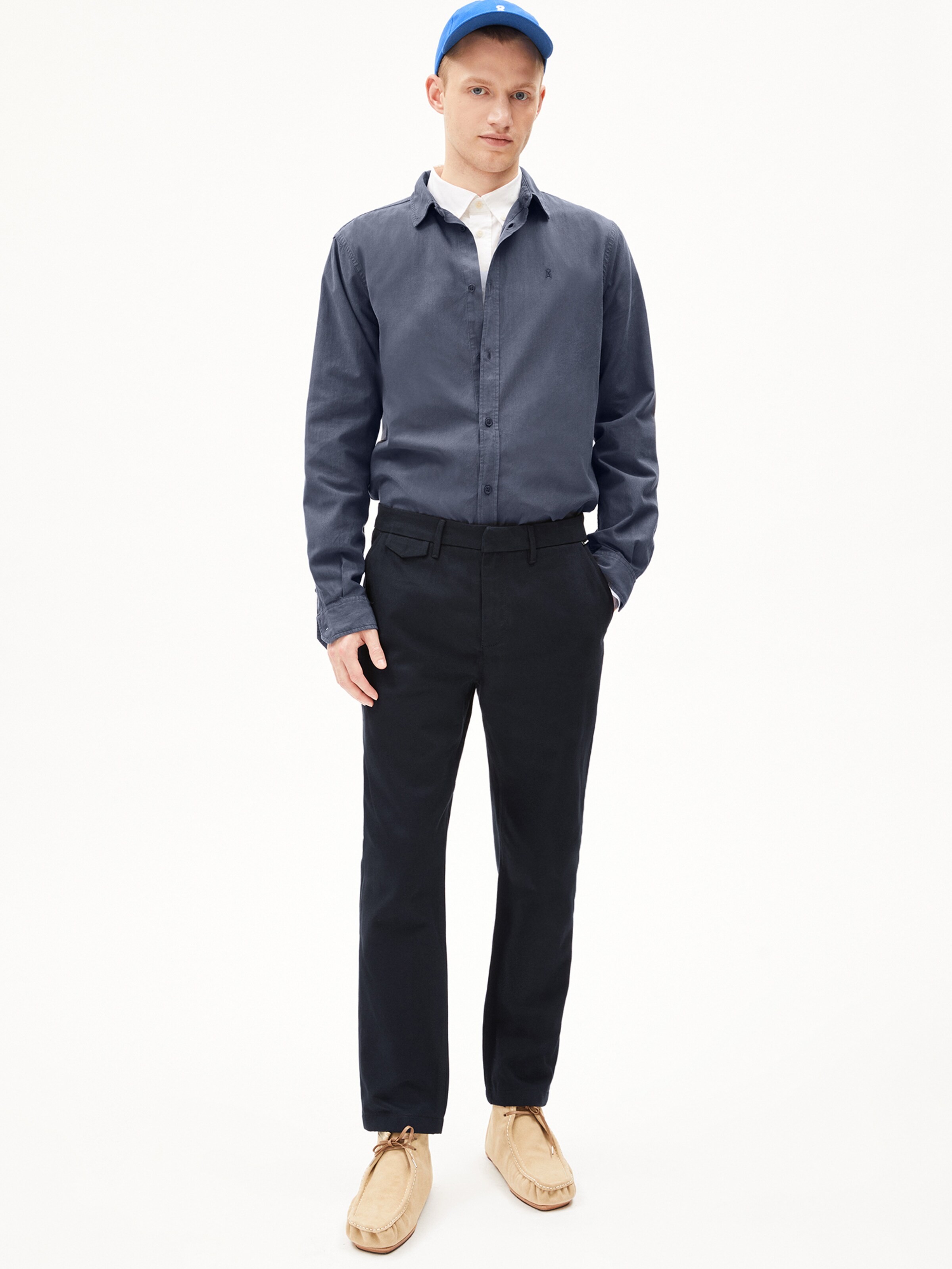 ARMEDANGELS Tapered Trousers ' ANAAR PREMIUM ' in Blue: front