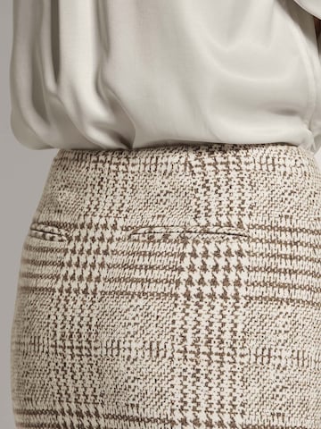 MADELEINE Rok in Bruin