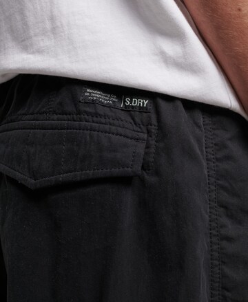 Superdry Loosefit Cargobroek in Zwart