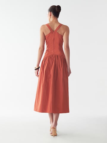 St MRLO Φόρεμα 'Heather' σε πορτοκαλί: πίσω