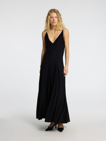 Robe de soirée SELECTED FEMME en noir