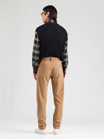 LEVI'S ® Tapered Τζιν 'XX Chino' σε καφέ: πίσω