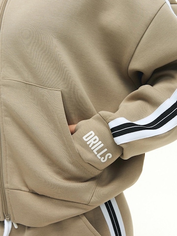 Veste de sport 'RECREATION' DRILLS Apparel en beige