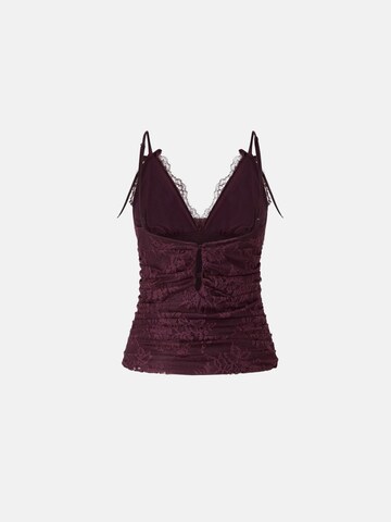 Top 'PINKO FRAGOLA TOP PIZZO LEGGERO TOP' di PINKO in rosso