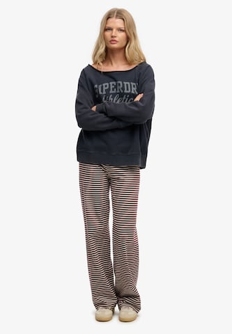 Sweat-shirt 'Athletic Essentials' Superdry & Co en bleu