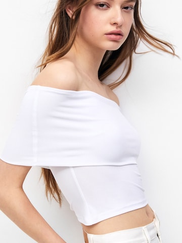 T-shirt Pull&Bear en blanc