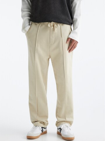 Regular Pantalon Pull&Bear en beige : devant