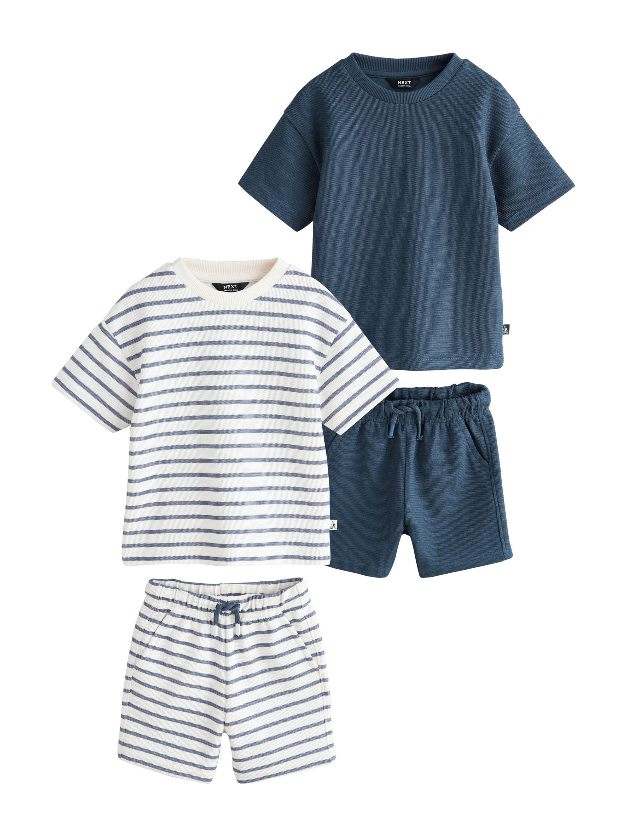 Set di Next in blu: frontale