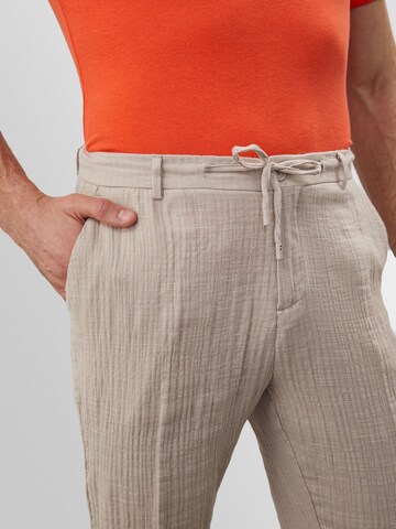 Antioch Regular Trousers in Beige