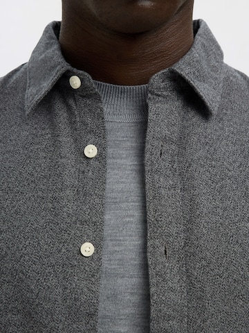SELECTED Regular fit Риза 'SLHNOAH' в сиво