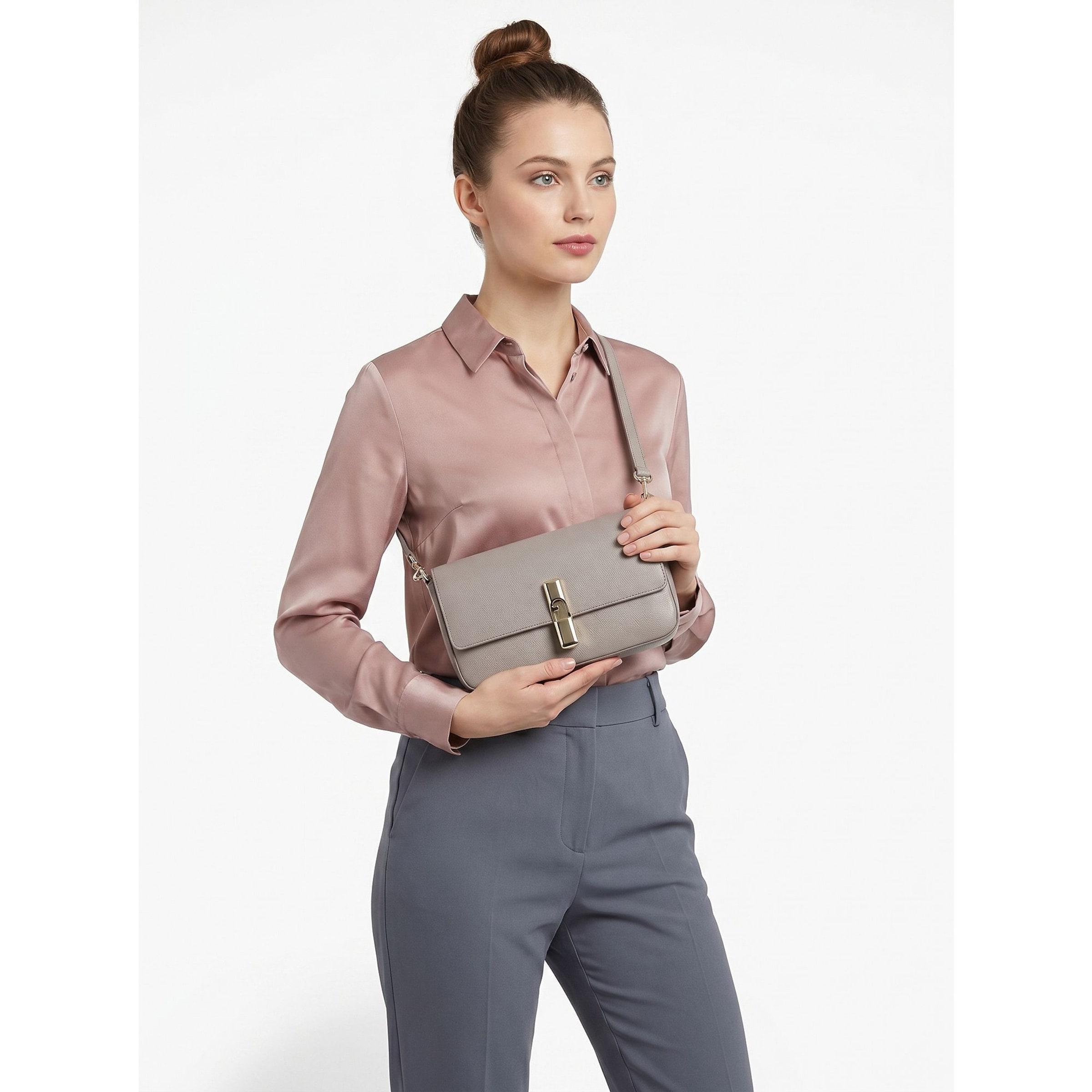 Borsa a tracolla di FURLA in beige: frontale