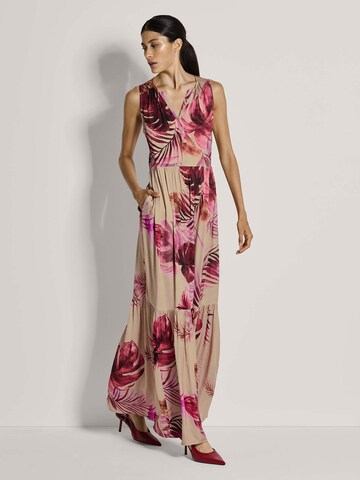 MADELEINE Zomerjurk in Beige