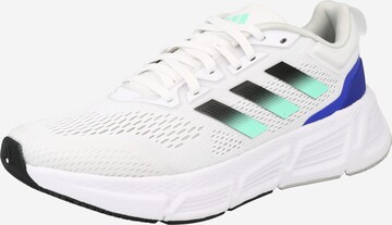 Chaussure de sport 'Questar' ADIDAS PERFORMANCE en blanc : devant