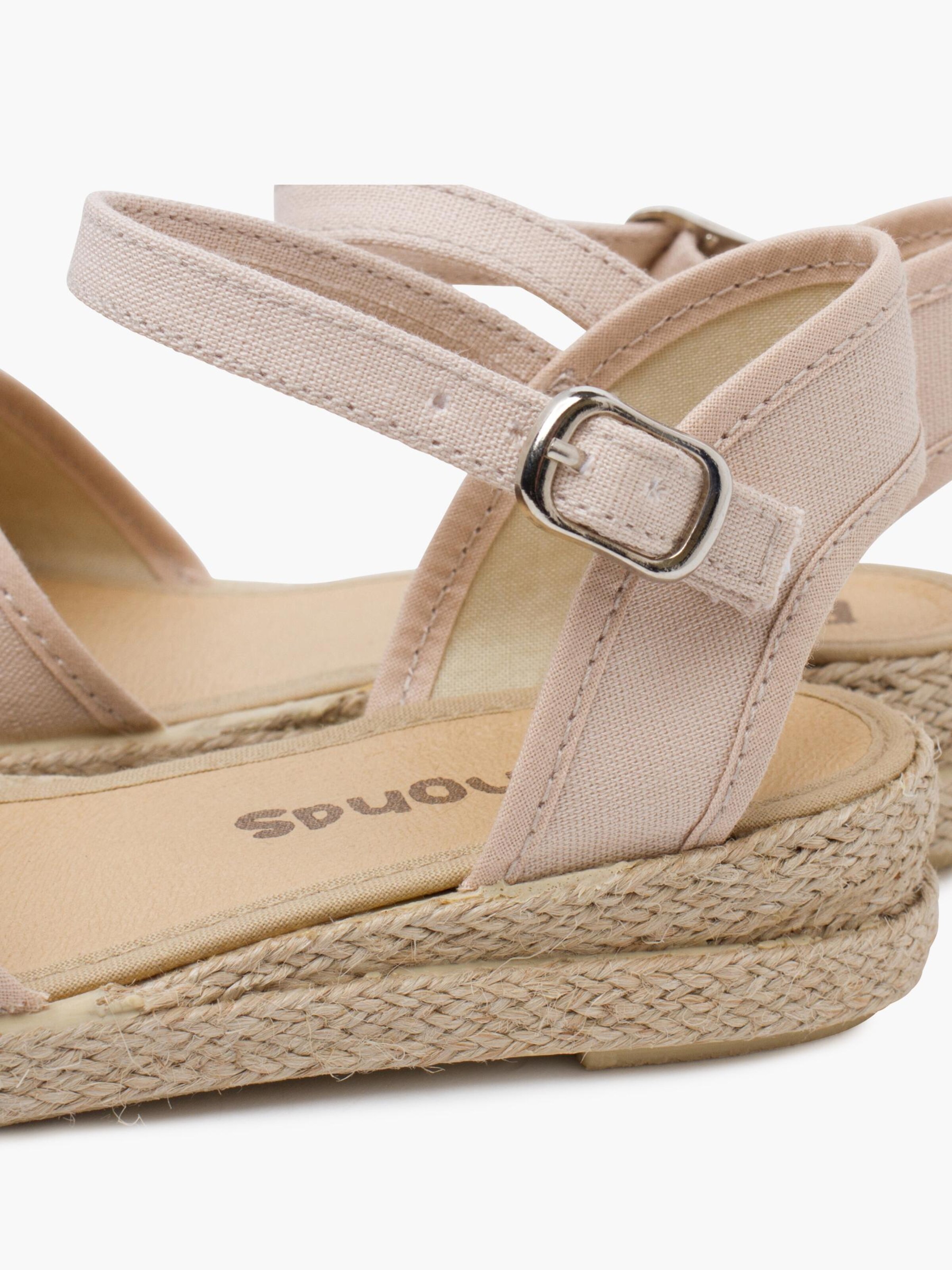 Pisamonas Sandalen in Beige