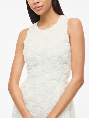 Robe VILA en blanc