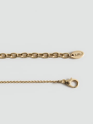 Lanțuri 'MONICA' de la MANGO pe auriu