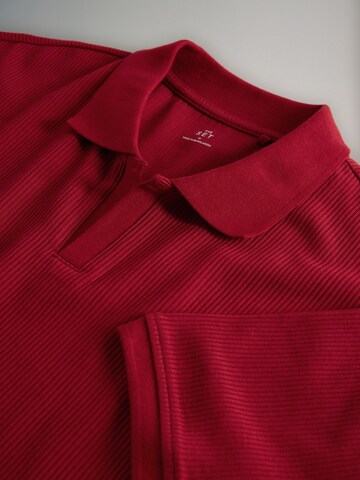 The Set Shirt in Red