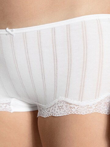 CALIDA Boyshorts 'Etude Toujours' in White