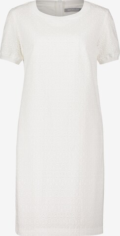 Betty & Co Dress in White: front