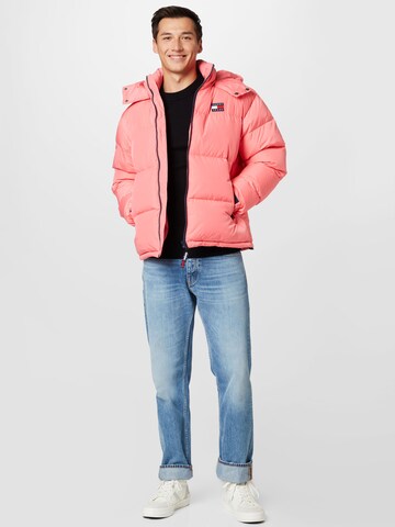 Tommy Jeans Vinterjakke 'Alaska' i pink