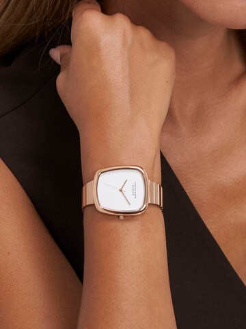 Montre à affichage analogique Copenhagen Studios en or