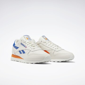 Reebok Sneakers in White