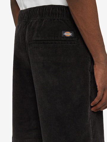 DICKIES Regular Housut värissä musta